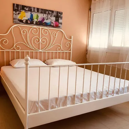 Kat-ikea Vintage